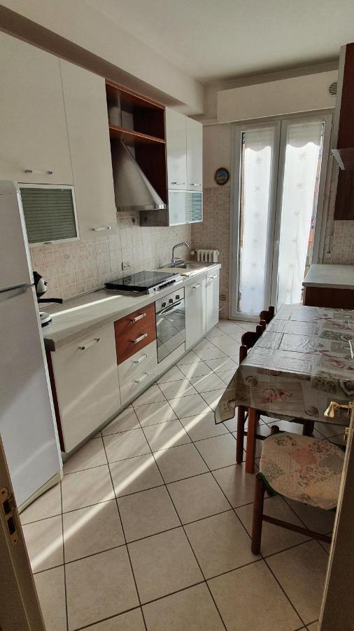 Comfort House Pesaro Kültér fotó